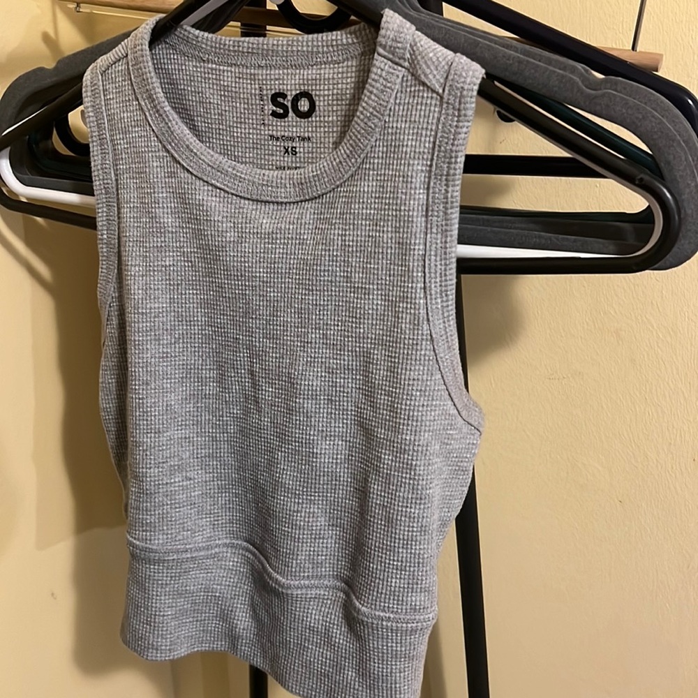grey ribbed tank top